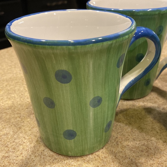 Bath and Bodyworks oversized mugs - Picture 3 of 4